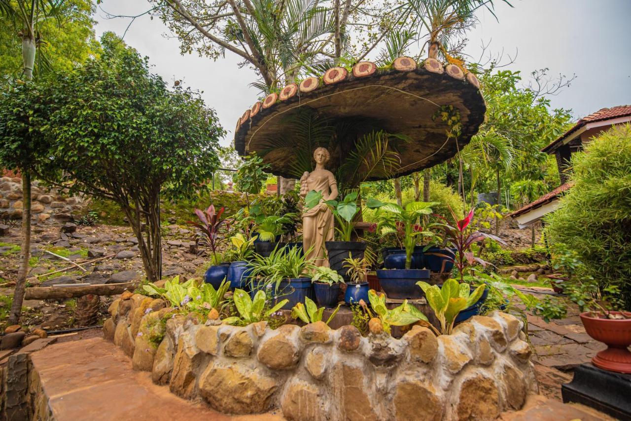 Achalaa Resort Kolhapur Zewnętrze zdjęcie
