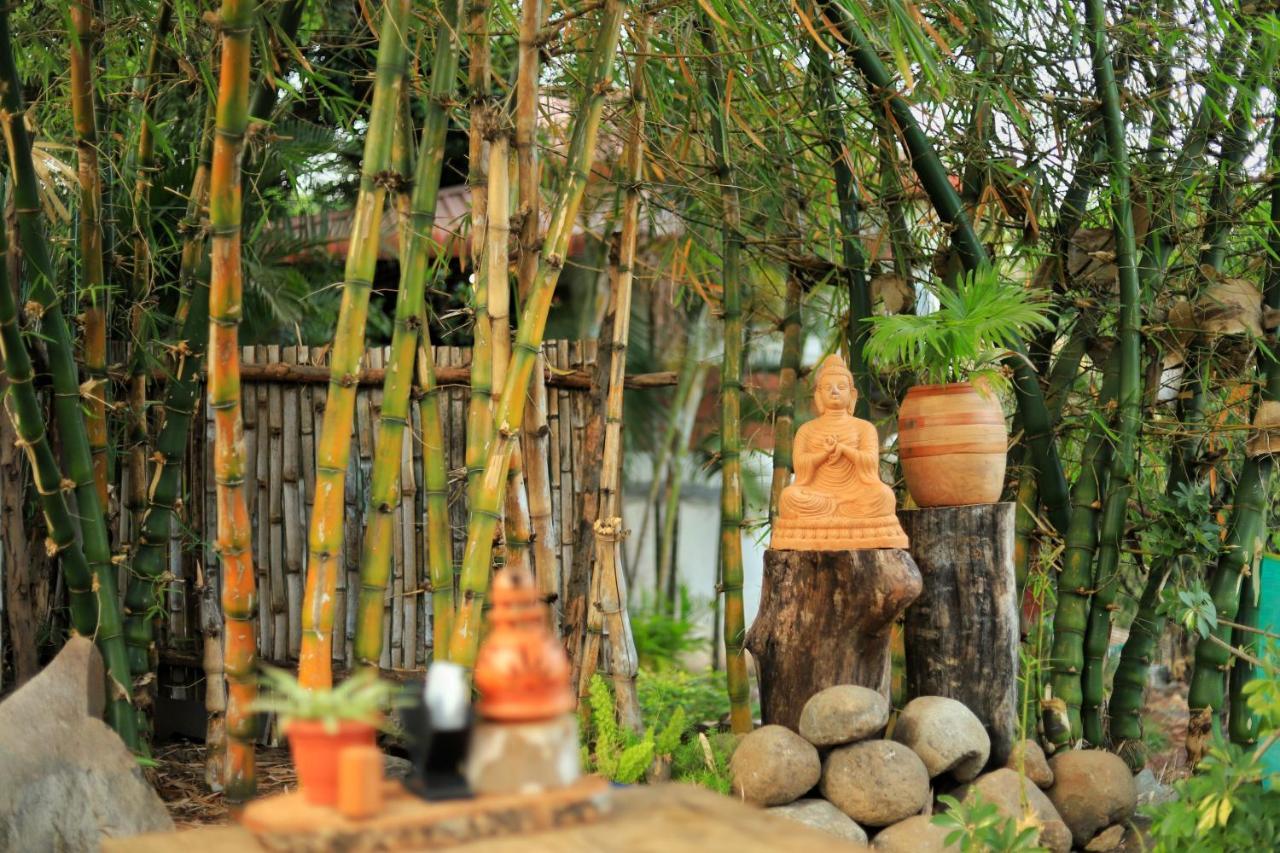 Achalaa Resort Kolhapur Zewnętrze zdjęcie